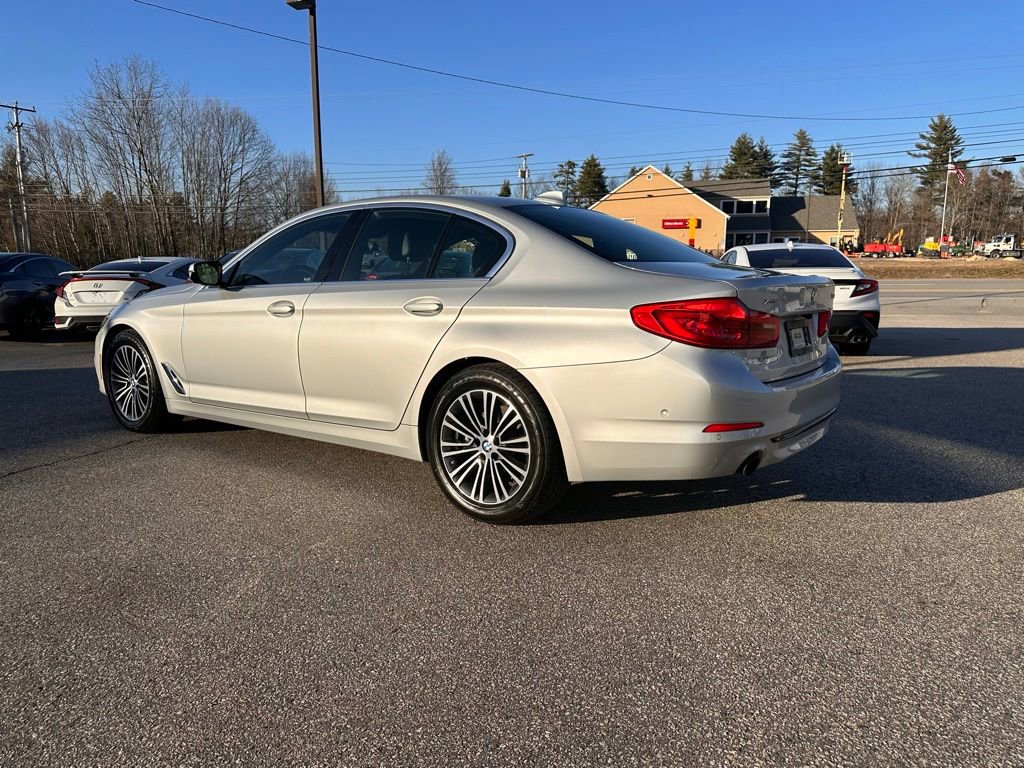 Used 2020 BMW 530i xDrive w/ Premium Package image 6