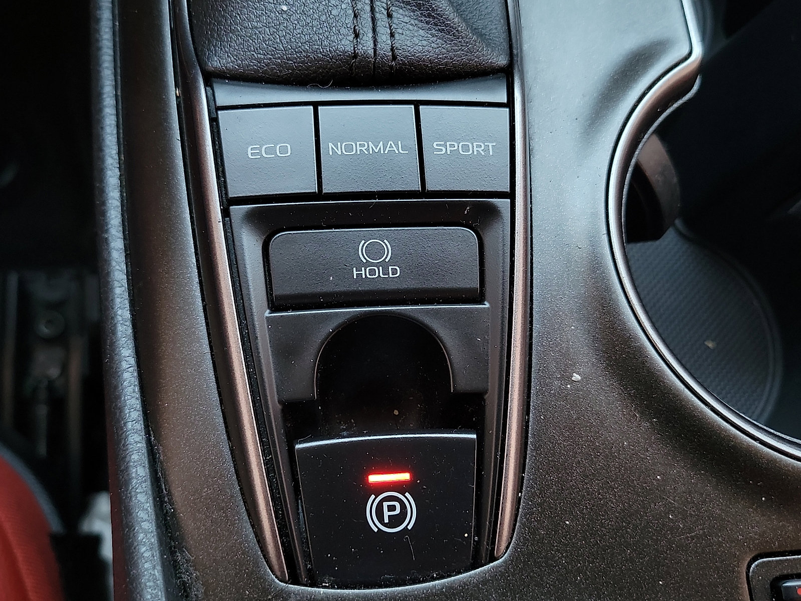 Used 2023 Toyota Camry XSE w/ Navigation Package image 16