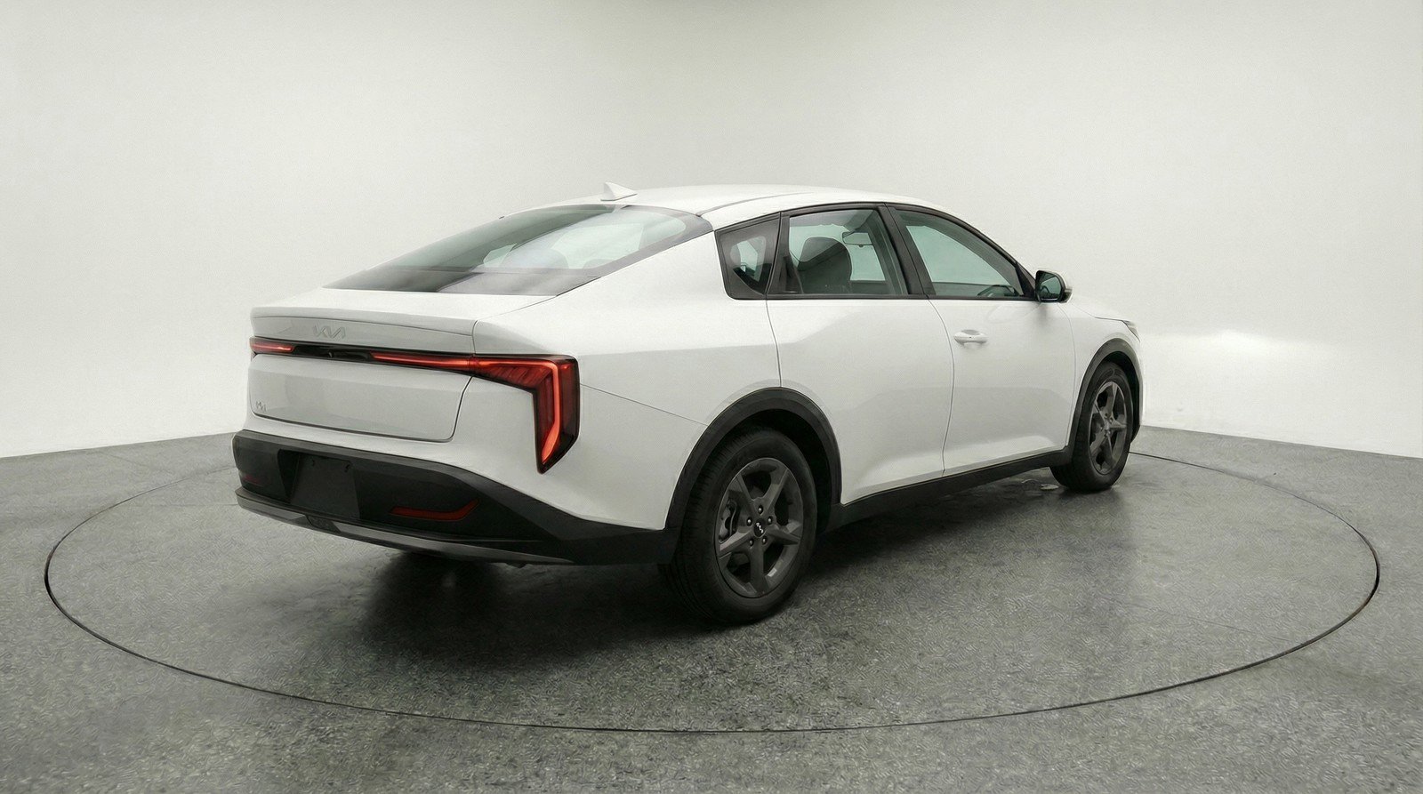 Used 2025 Kia K4 LXS FWD image 9