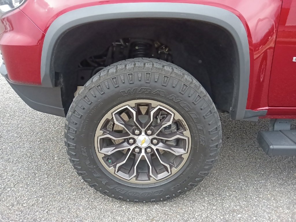 Used 2021 Chevrolet Colorado ZR2 image 10