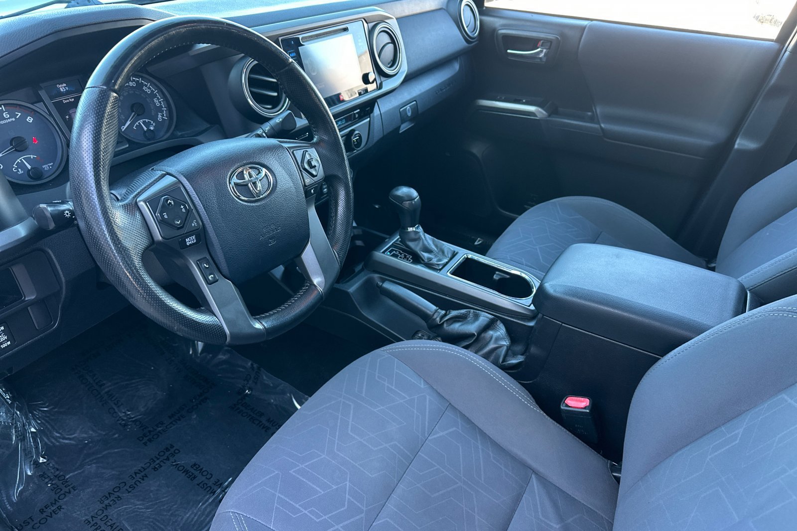 Used 2016 Toyota Tacoma TRD Sport RWD image 13