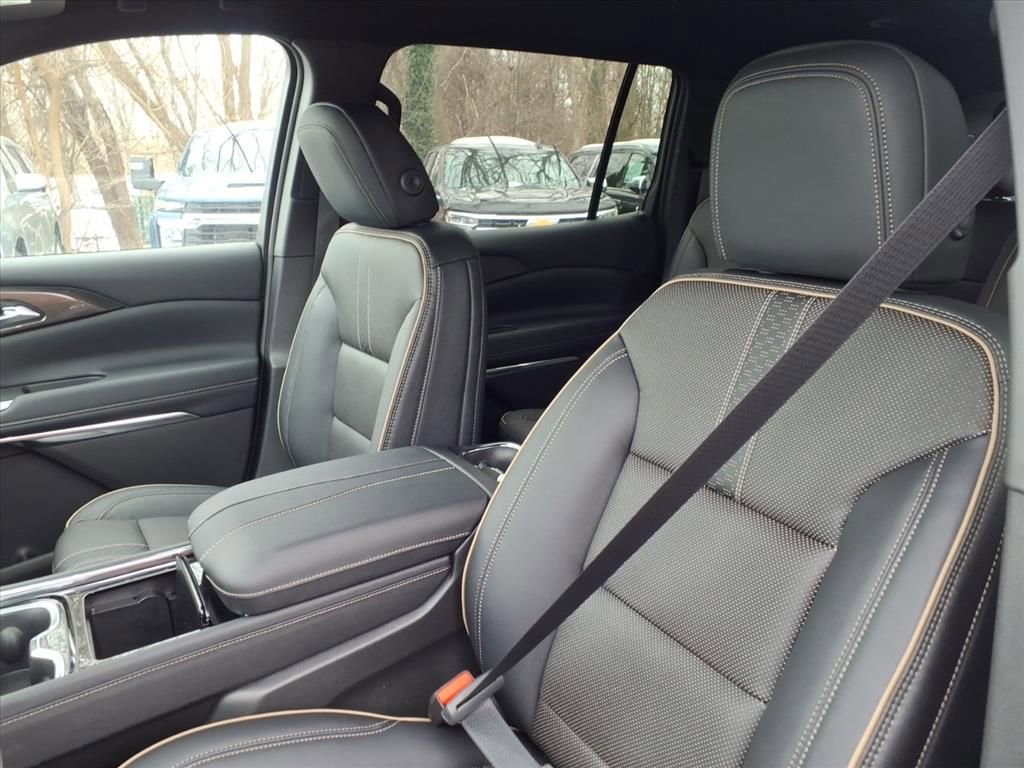 New 2026 Chevrolet Traverse High Country image 12
