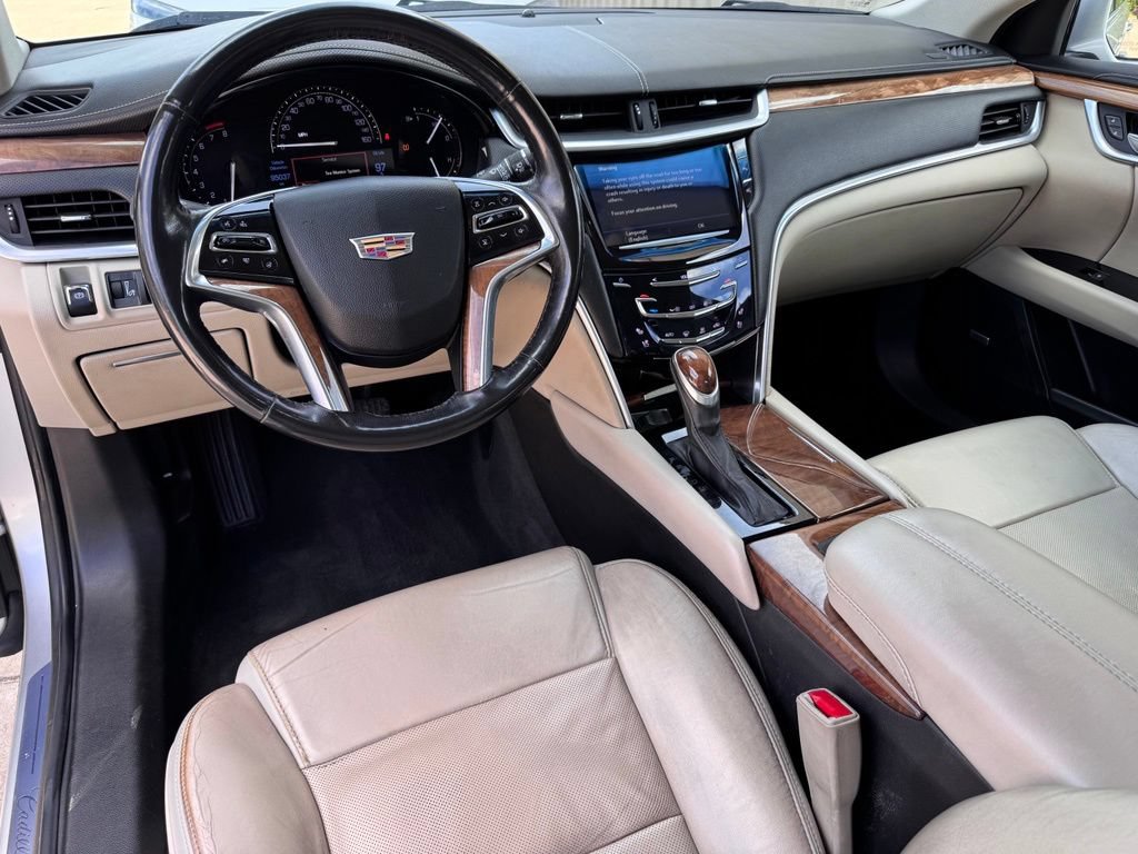 Used 2019 Cadillac XTS Luxury FWD image 2