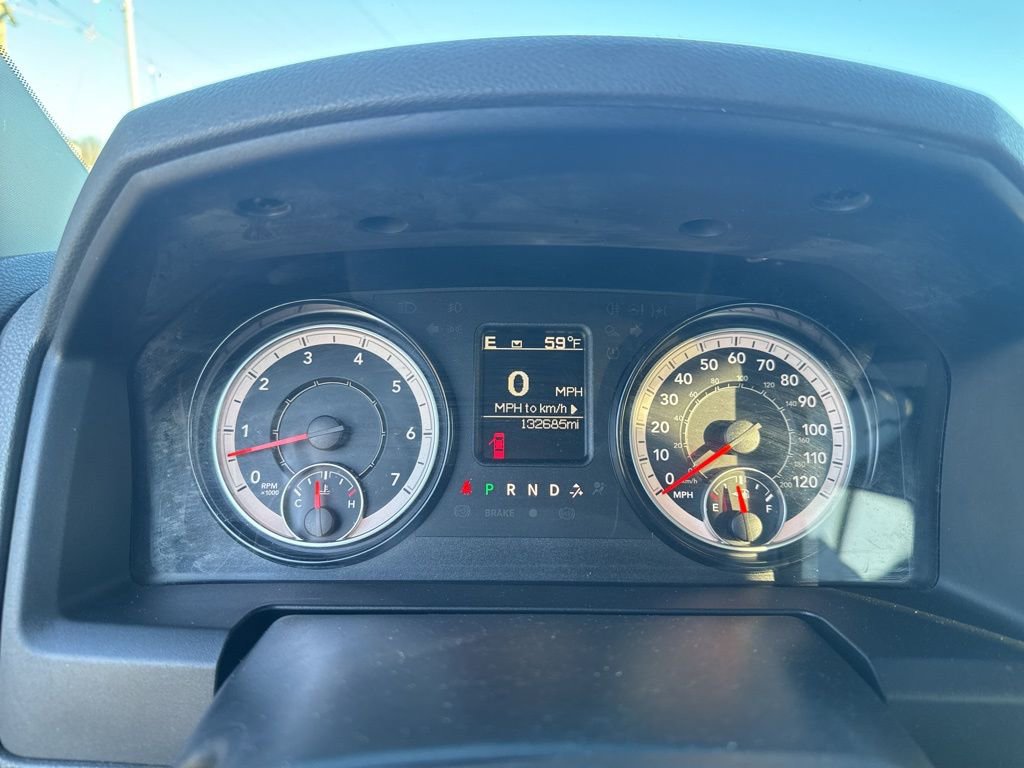 Used 2018 RAM 1500 Classic SLT image 6