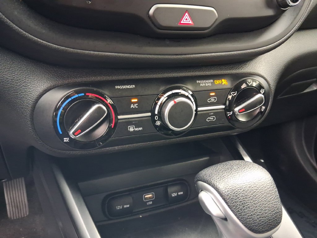 Used 2024 Kia Soul LX w/ Option Group 015 FWD image 20