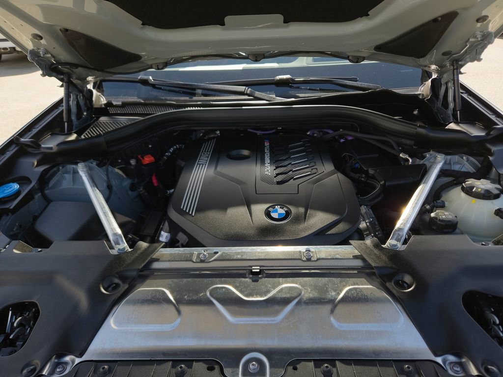 Used 2024 BMW X4 M40i w/ Premium Package image 22
