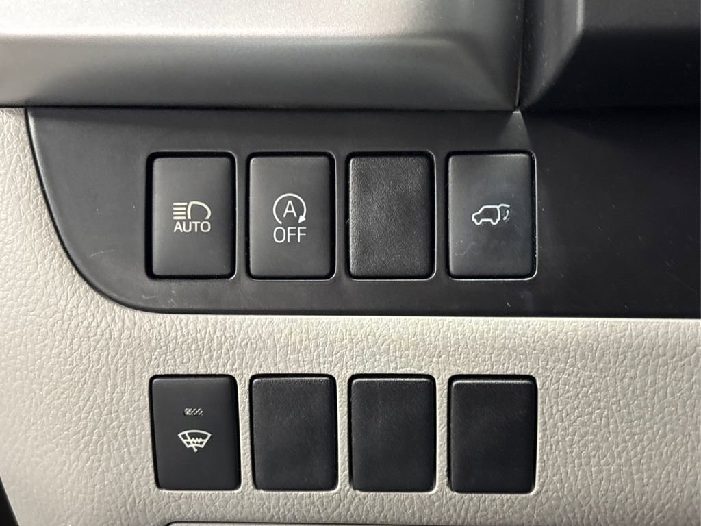 Used 2018 Toyota Highlander XLE image 40