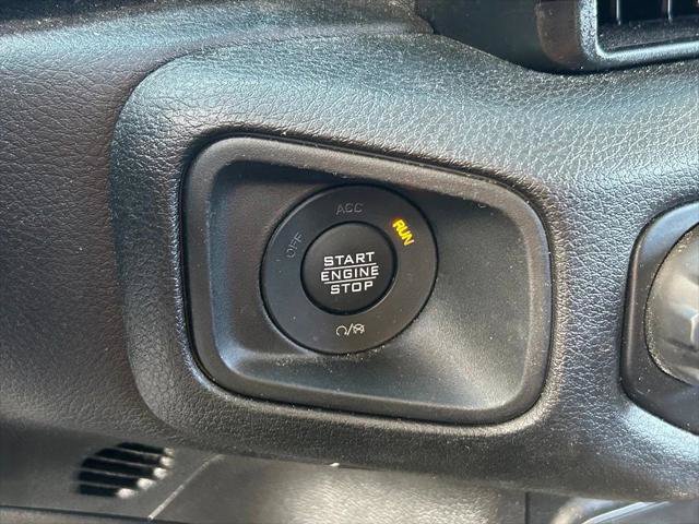 Certified 2025 Jeep Gladiator Sport AWD/4WD image 21