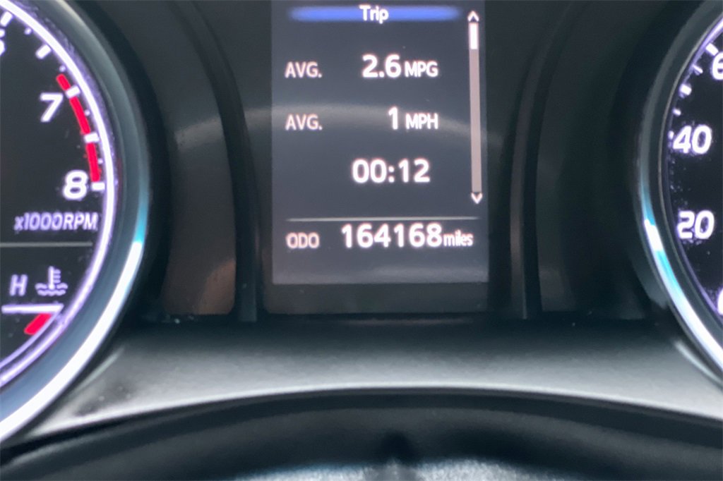Used 2020 Toyota Camry SE image 27