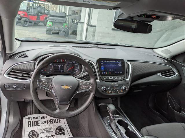 Used 2023 Chevrolet Malibu LT image 11