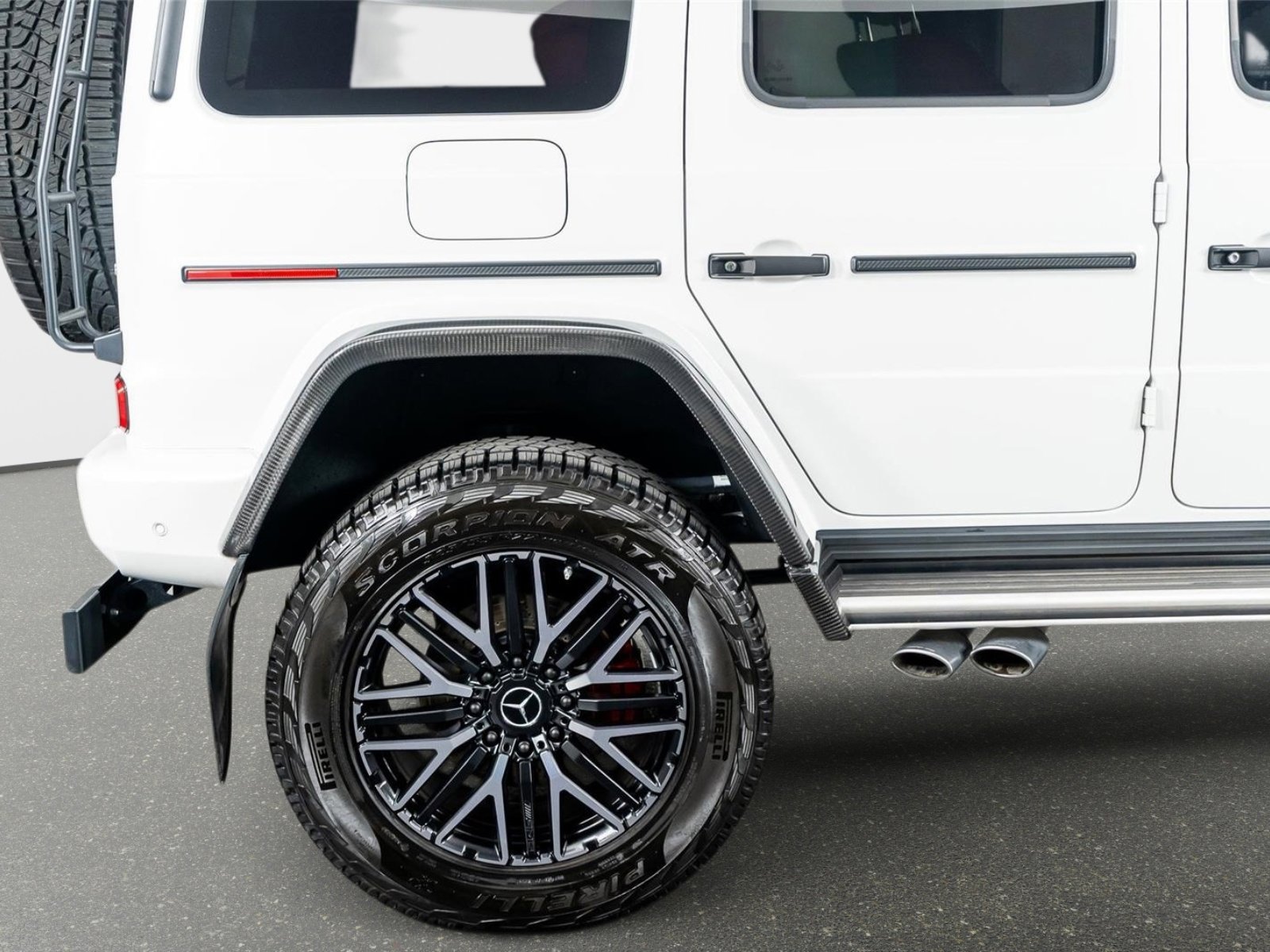 Used 2022 Mercedes-Benz G 63 AMG Squared image 8