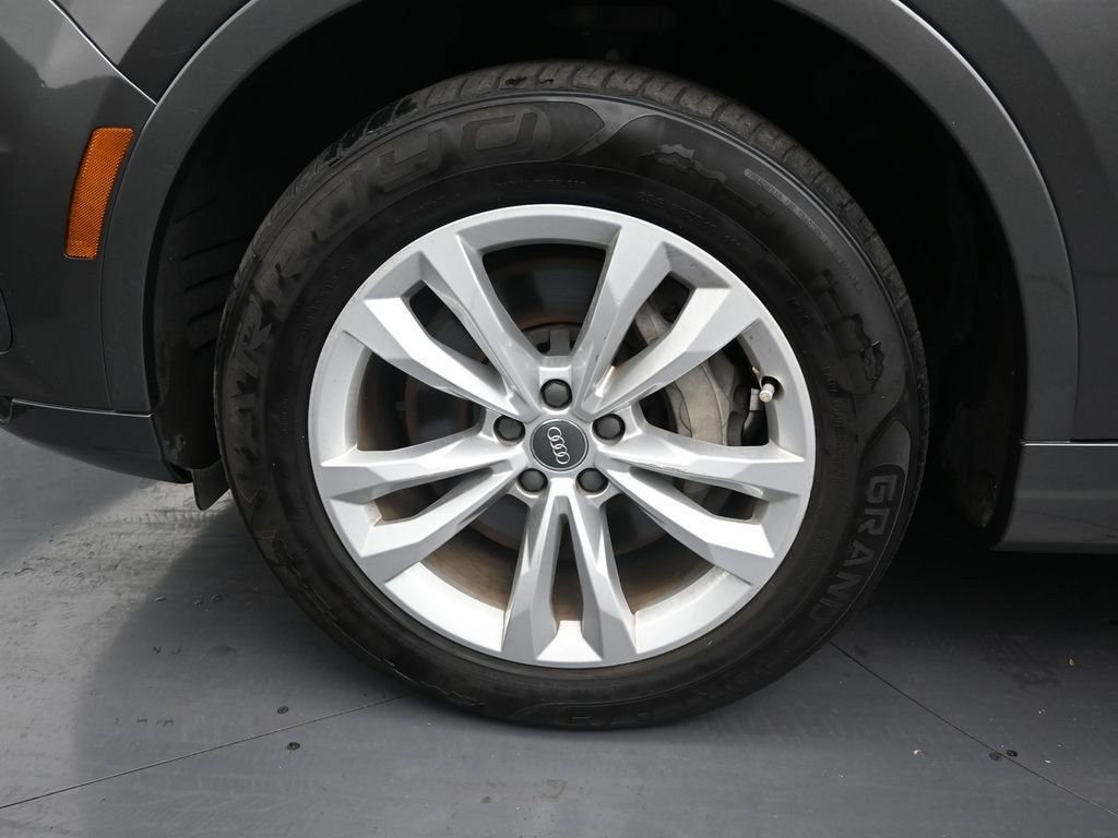 Used 2019 Audi Q7 2.0T Premium w/ Convenience Package image 9