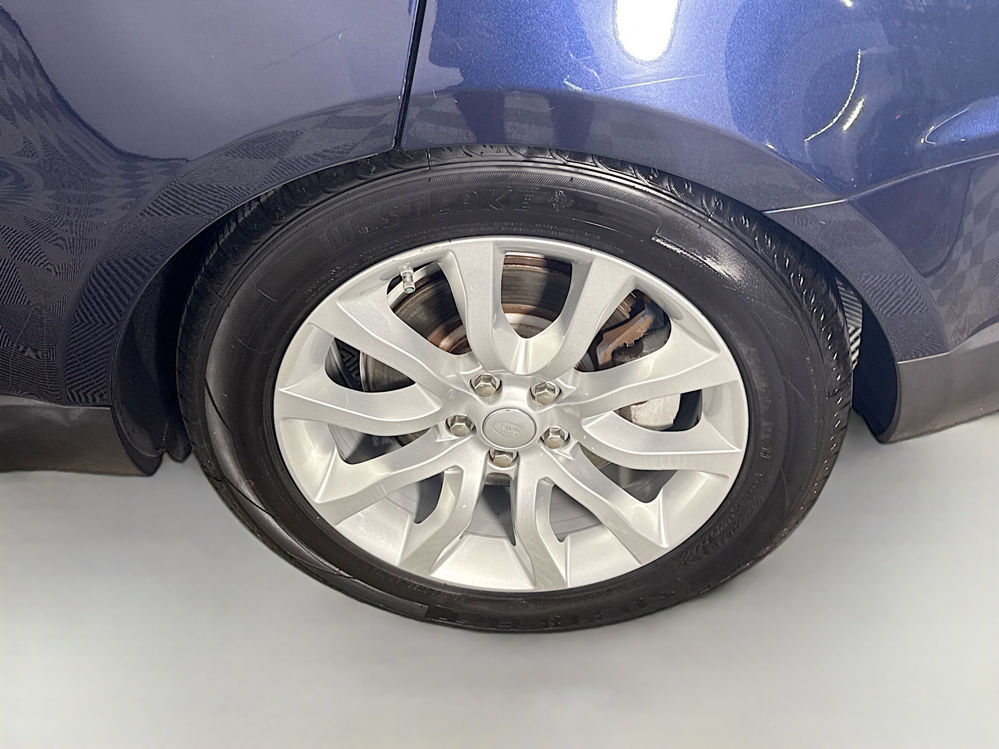 Used 2016 Land Rover Range Rover Sport SE image 37