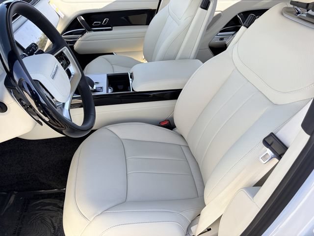 New 2026 Land Rover Range Rover Long Wheelbase SE AWD/4WD image 6