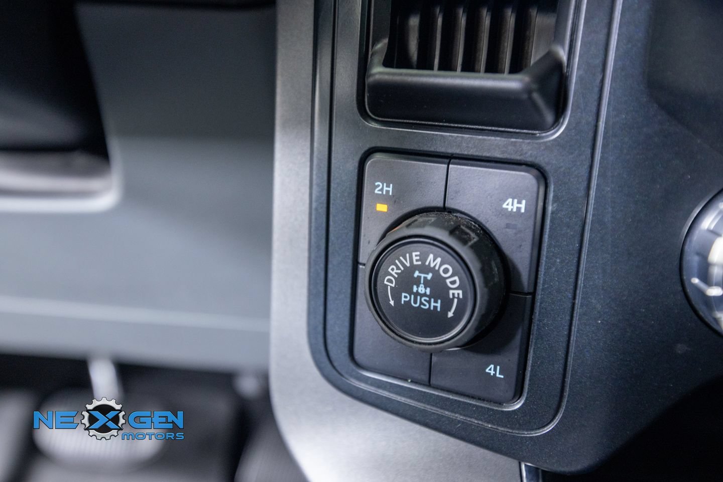 Used 2024 Ford F150 XLT w/ Equipment Group 302A MID AWD/4WD image 25