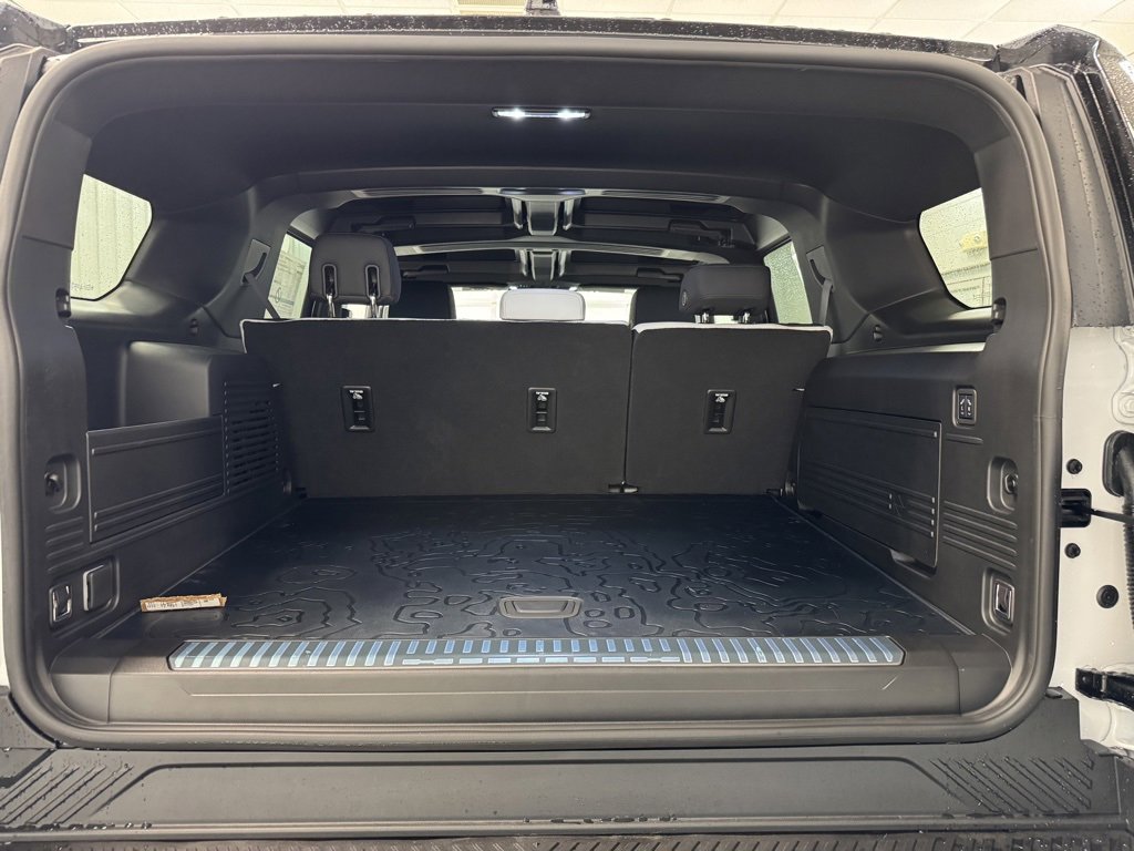 New 2025 GMC Hummer EV 2X image 24