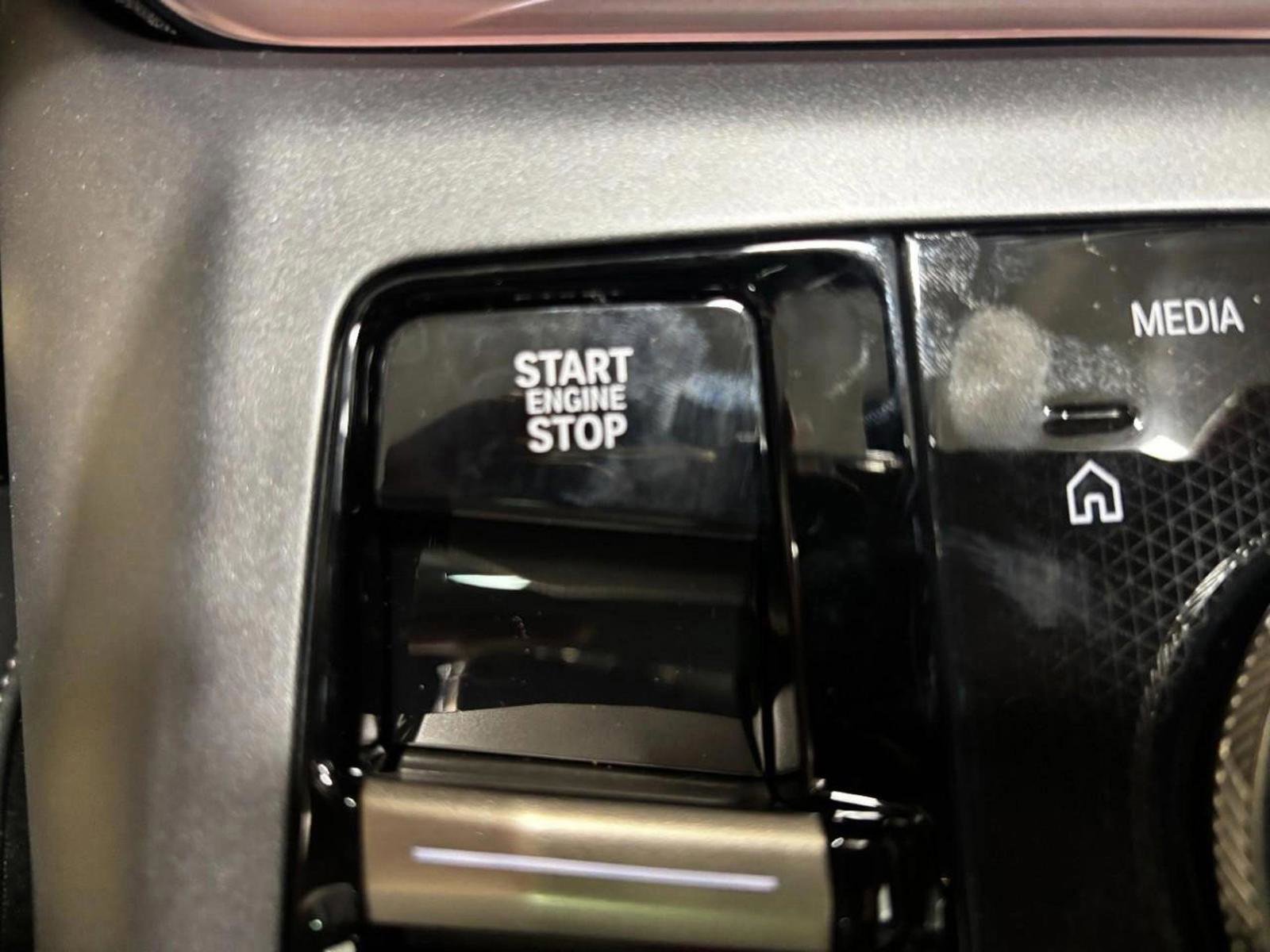 Certified 2025 BMW X3 xDrive30i w/ Premium Package image 31