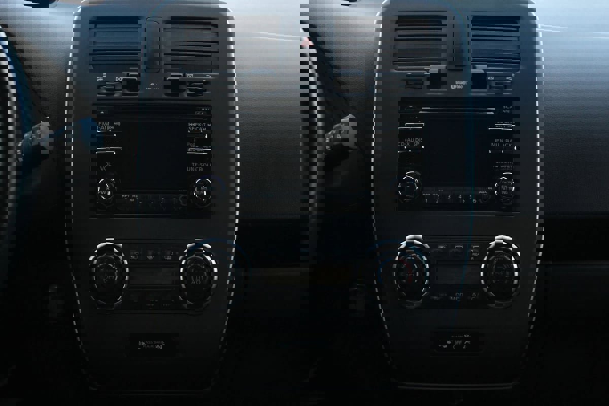 Used 2014 Nissan Leaf S w/ Charge Package image 31