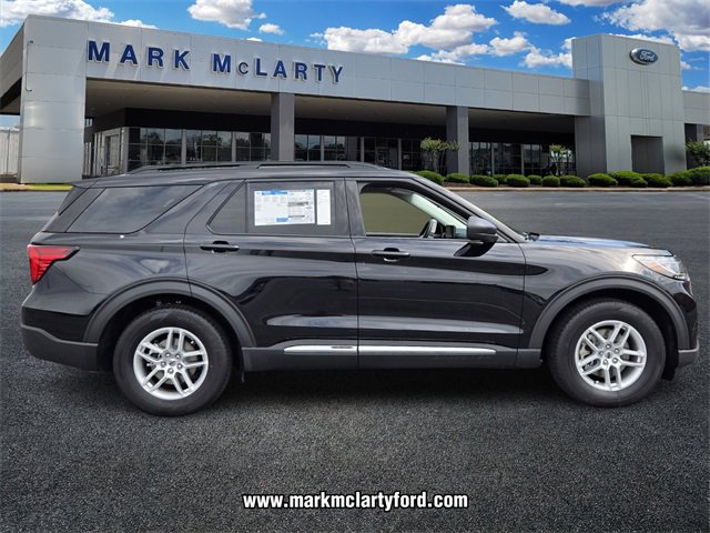 New 2025 Ford Explorer Active w/ Active Comfort Package video 2