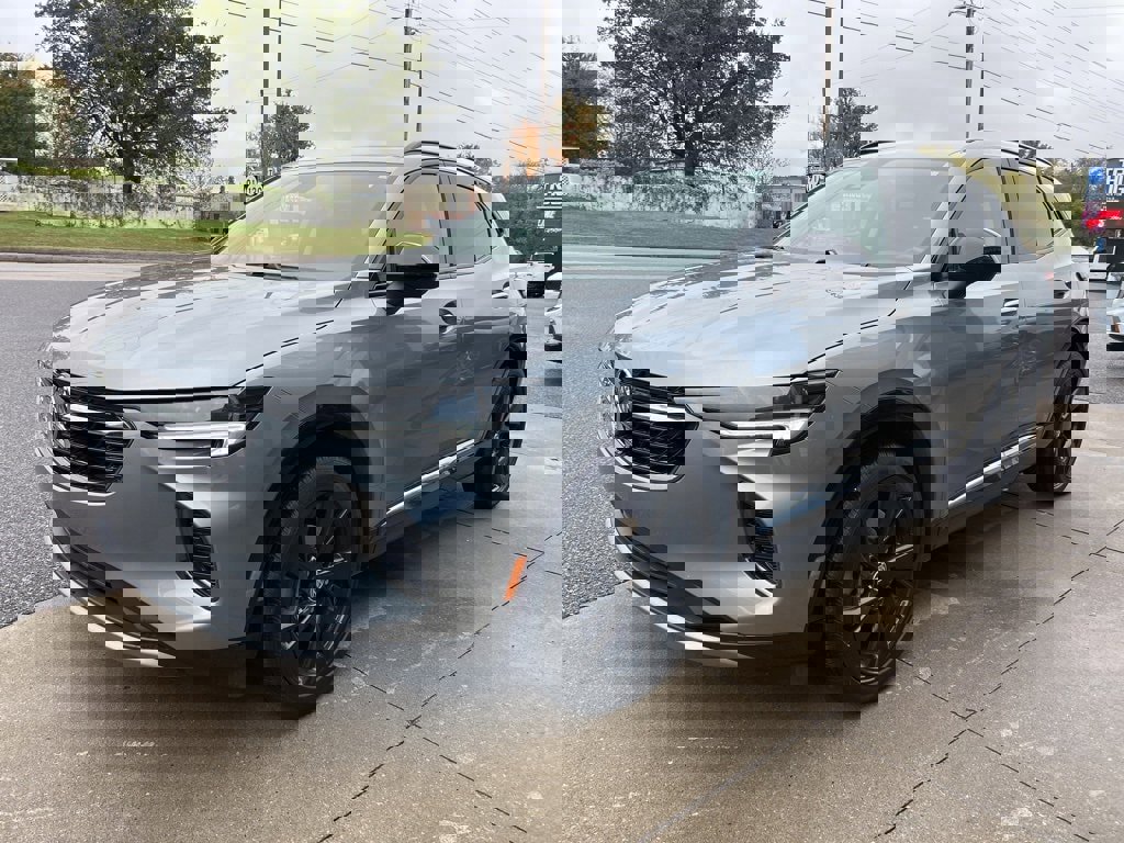 Used 2023 Buick Envision Essence w/ Sport Touring Package image 4