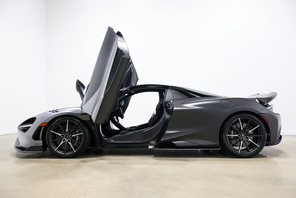 Used 2022 McLaren 765LT RWD image 13