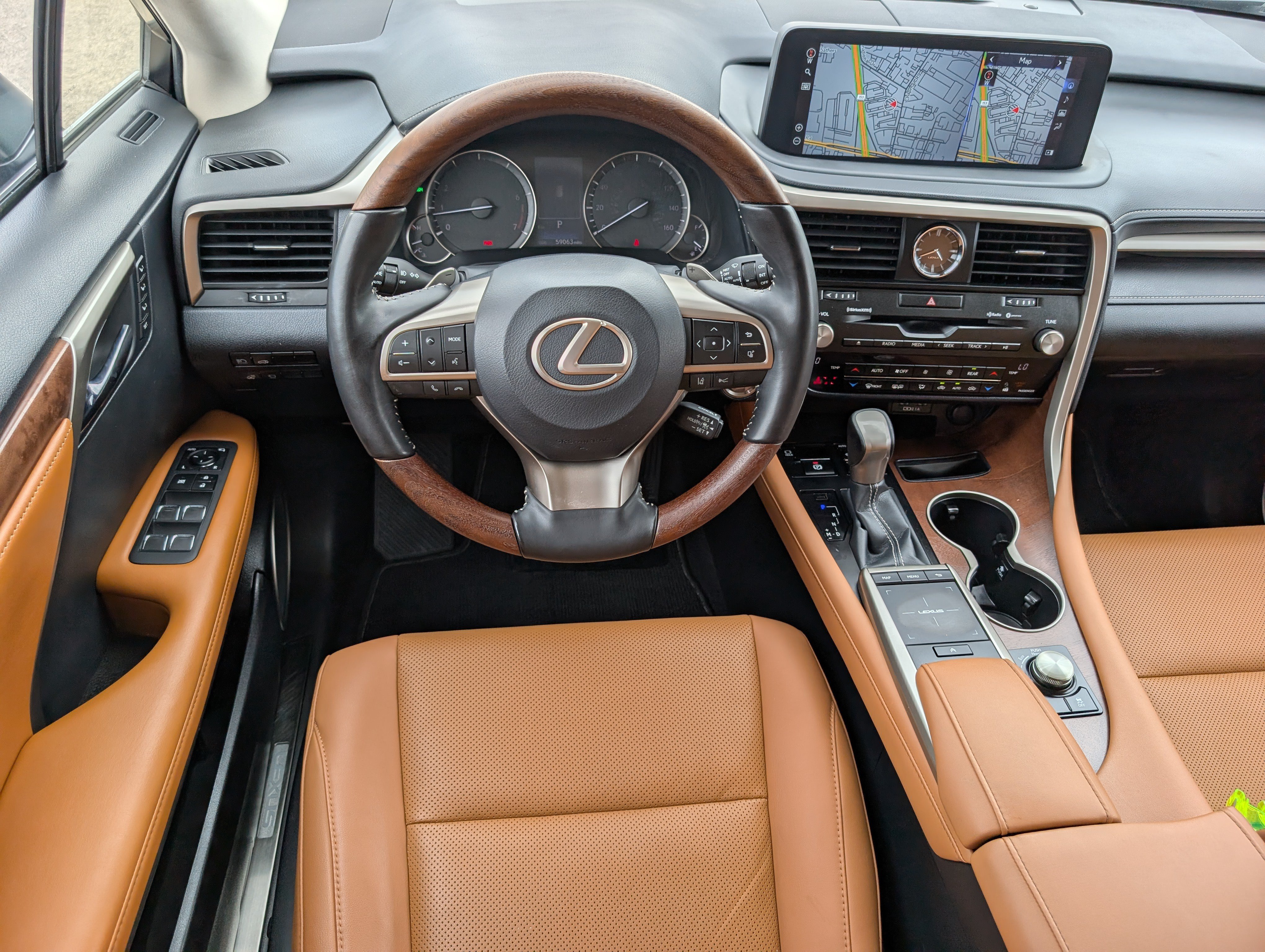 Used 2022 Lexus RX 350L FWD w/ Premium Package image 8