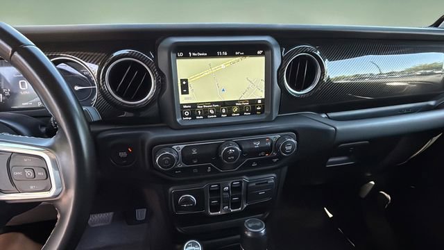 Used 2022 Jeep Wrangler Unlimited Sahara AWD/4WD image 25