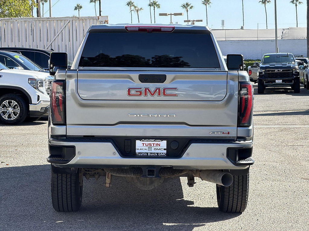 Used 2025 GMC Sierra 2500 AT4 AWD/4WD image 6