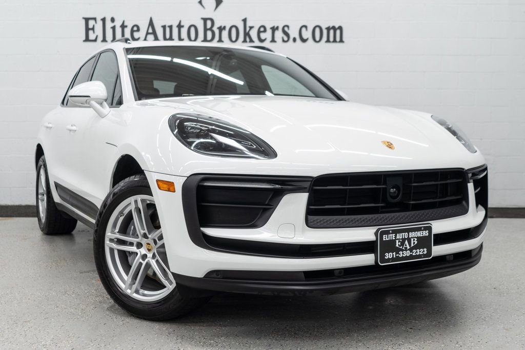 Used 2023 Porsche Macan image 7