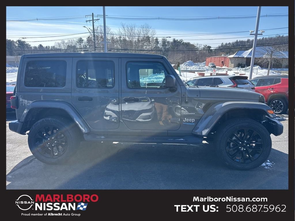 Used 2022 Jeep Wrangler Unlimited Sahara w/ Cold Weather Group image 8