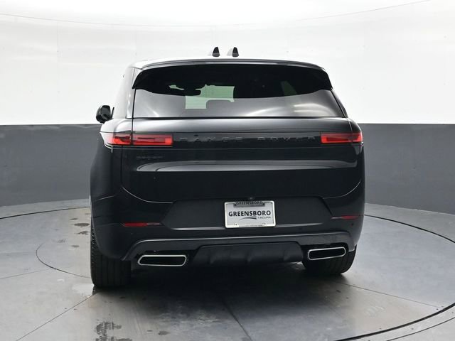 Used 2024 Land Rover Range Rover Sport SE image 6
