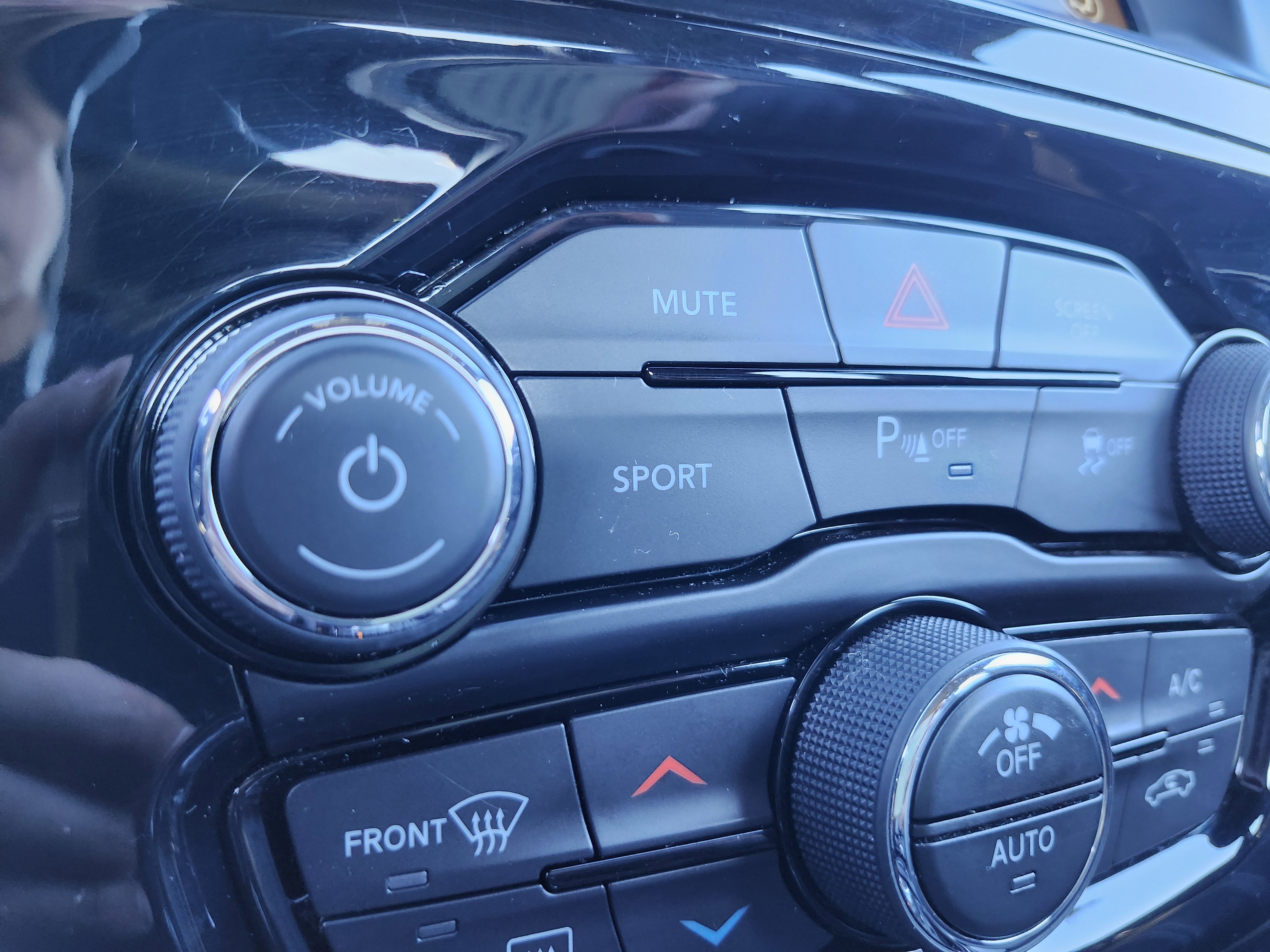 Used 2023 Chrysler 300 S image 11