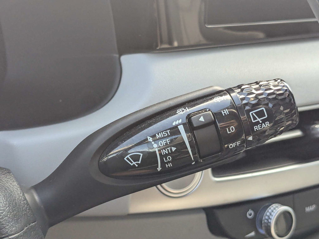 Used 2024 Hyundai Palisade SEL FWD image 29