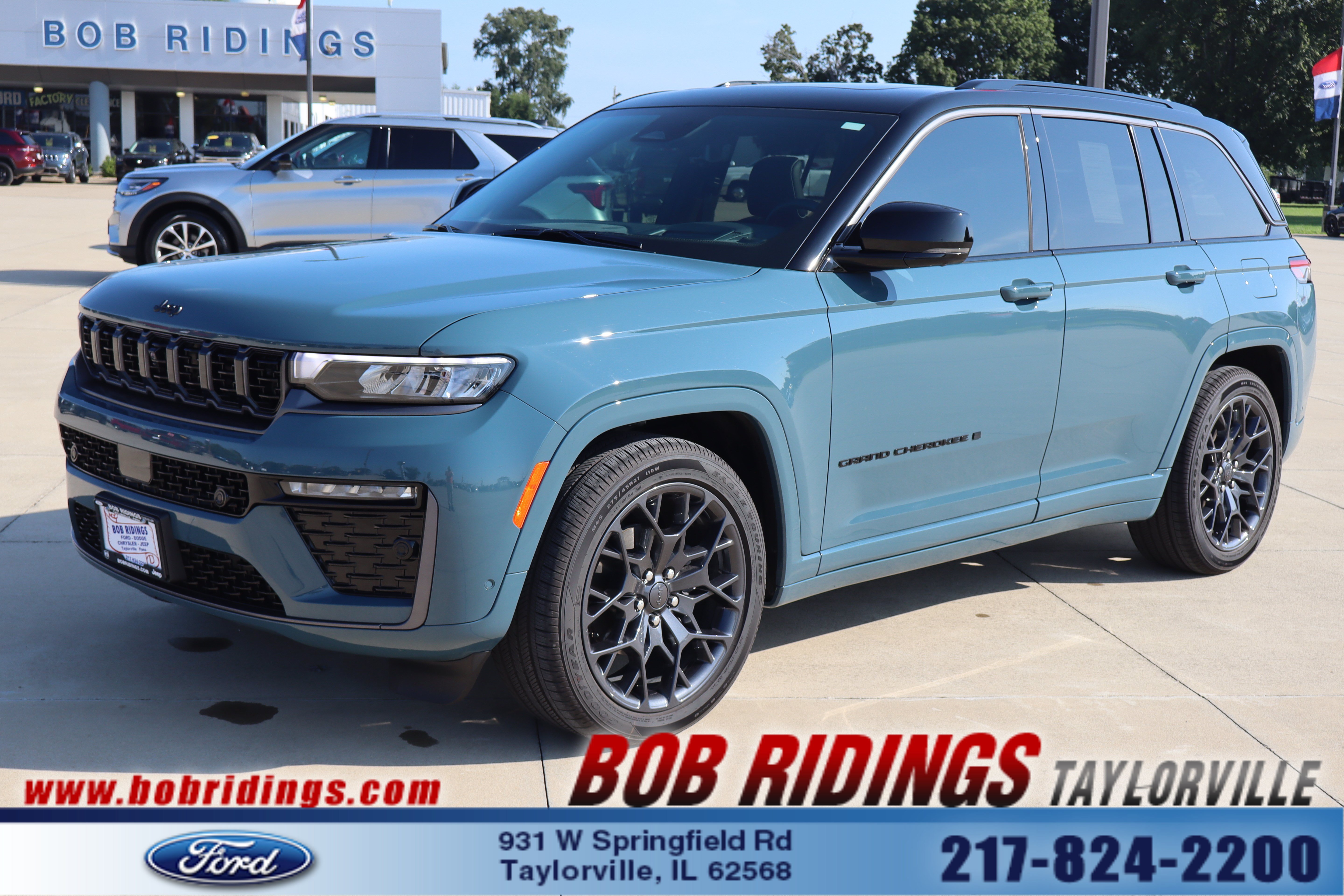 Used 2026 Jeep Grand Cherokee Summit w/ Obsidian Package AWD/4WD image 1
