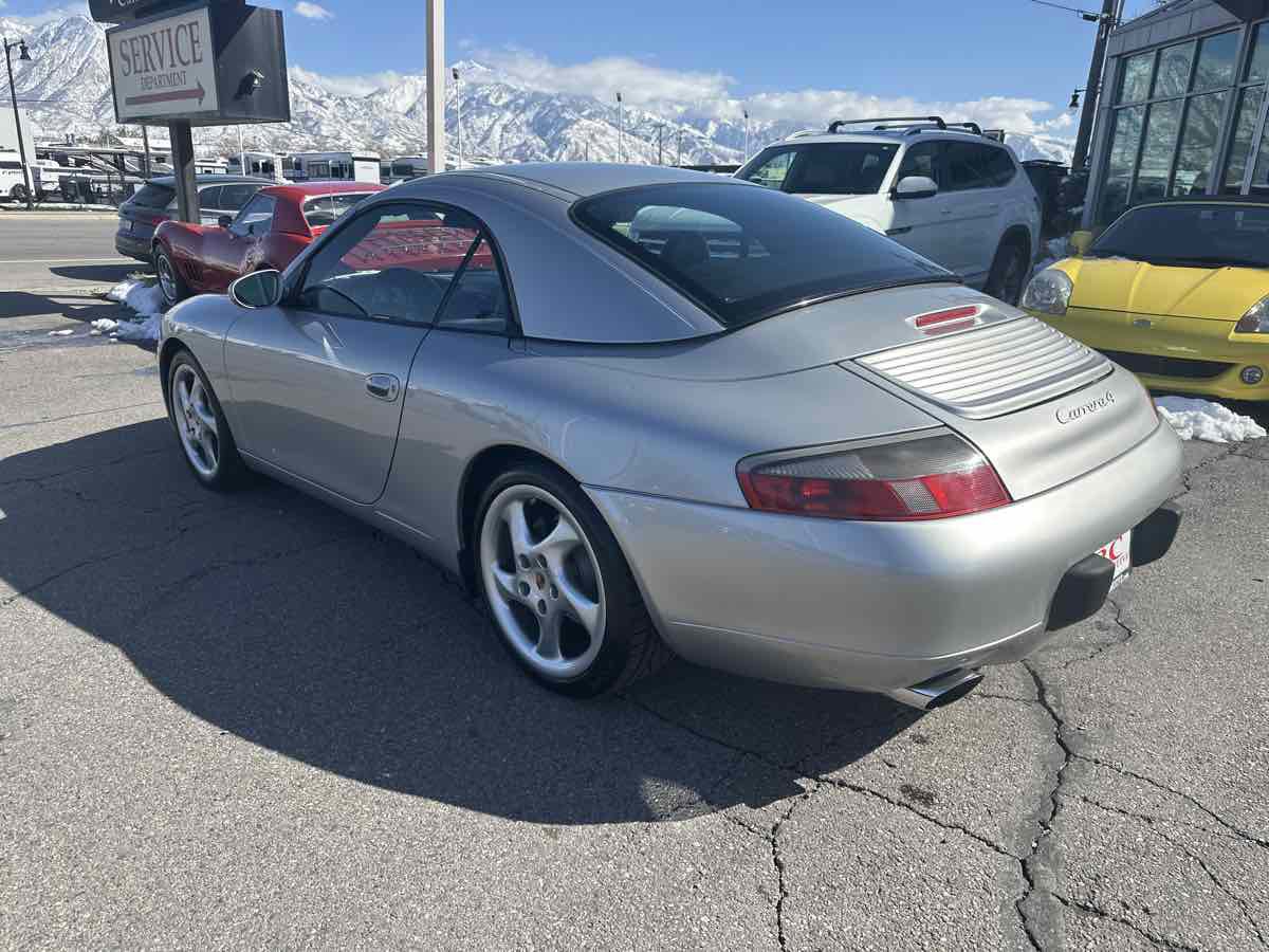 Used 2001 Porsche 911 Cabriolet image 7