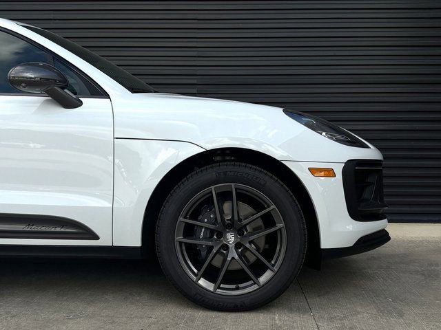 Certified 2026 Porsche Macan Turbo AWD/4WD image 11