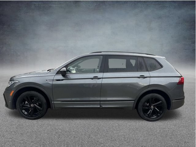 Used 2024 Volkswagen Tiguan SE R-Line FWD image 6