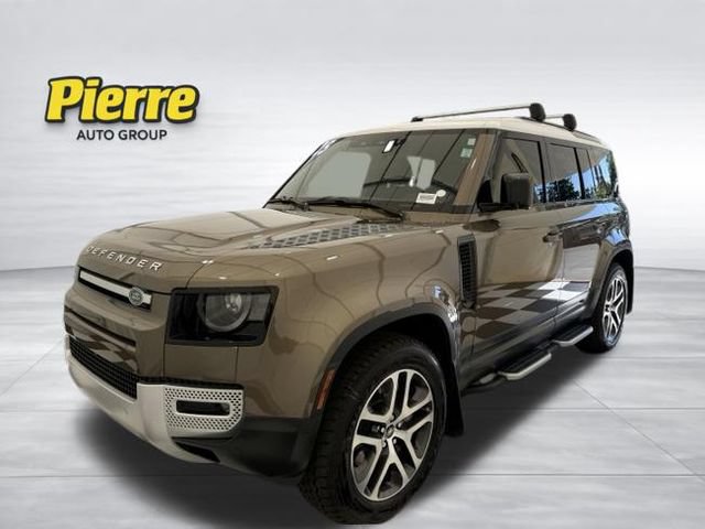Used 2025 Land Rover Defender 110 S AWD/4WD image 1