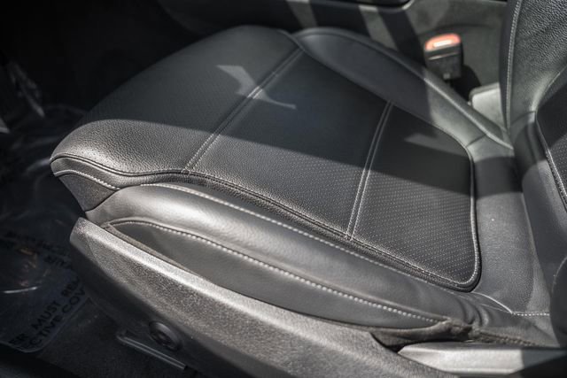 Used 2023 Mercedes-Benz C 300 4MATIC Sedan image 33