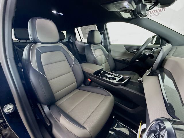 New 2026 Chevrolet Equinox LT w/ Convenience Package II FWD image 29