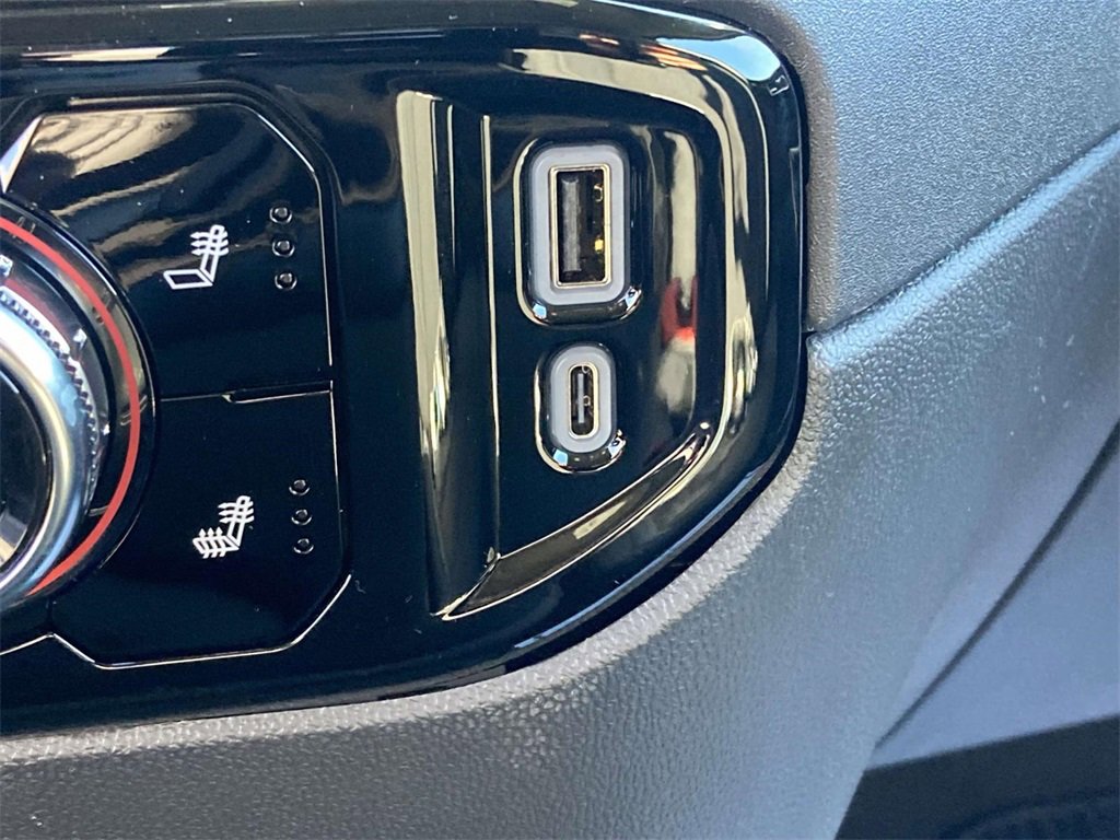 New 2026 GMC Sierra 1500 Elevation image 22