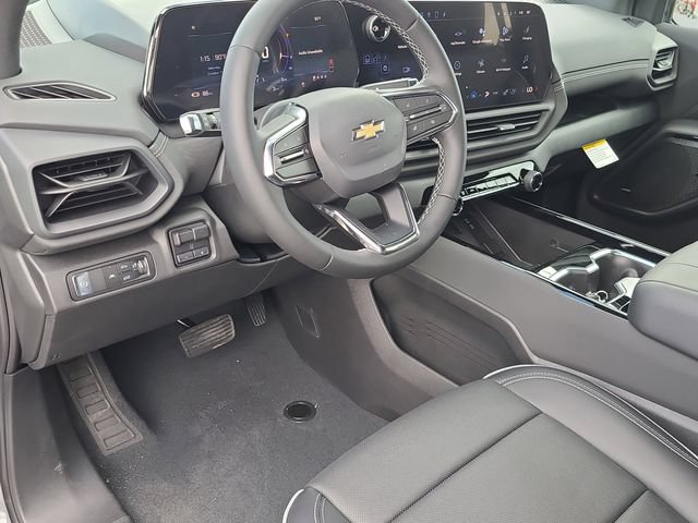 New 2026 Chevrolet Silverado EV LT w/ Plus Package AWD/4WD image 17