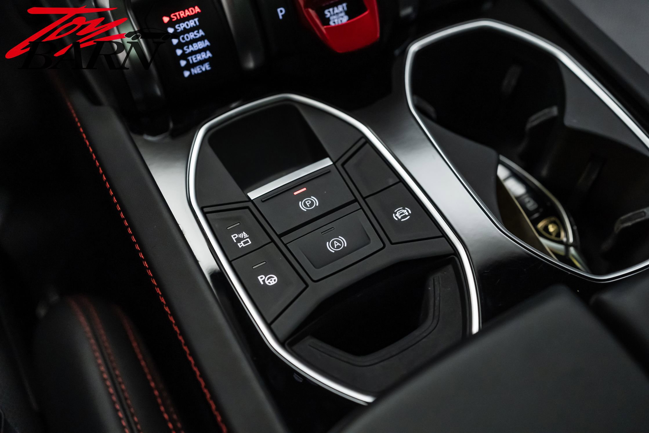 Used 2022 Lamborghini Urus AWD/4WD image 51