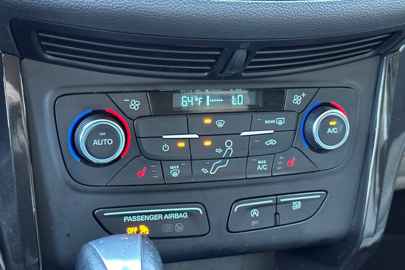 Used 2017 Ford Escape Titanium FWD image 26
