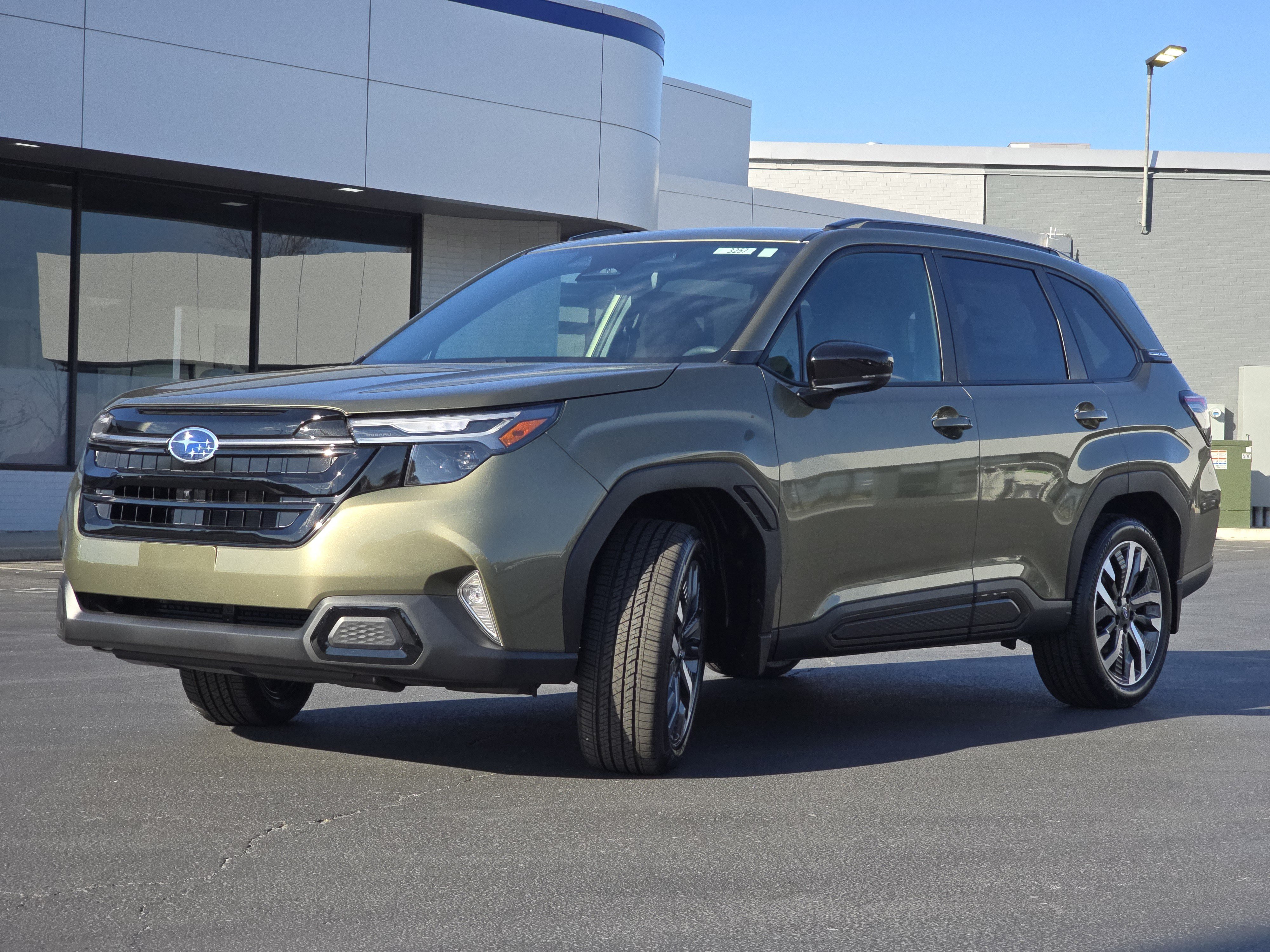 New 2026 Subaru Forester Touring AWD/4WD image 3