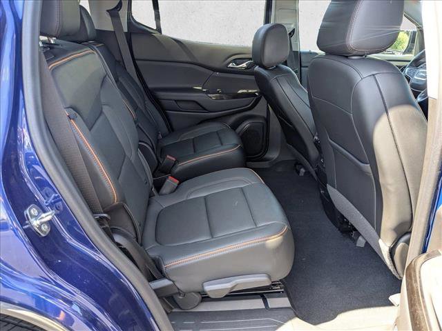 Used 2023 GMC Acadia AT4 w/ Technology Package image 18