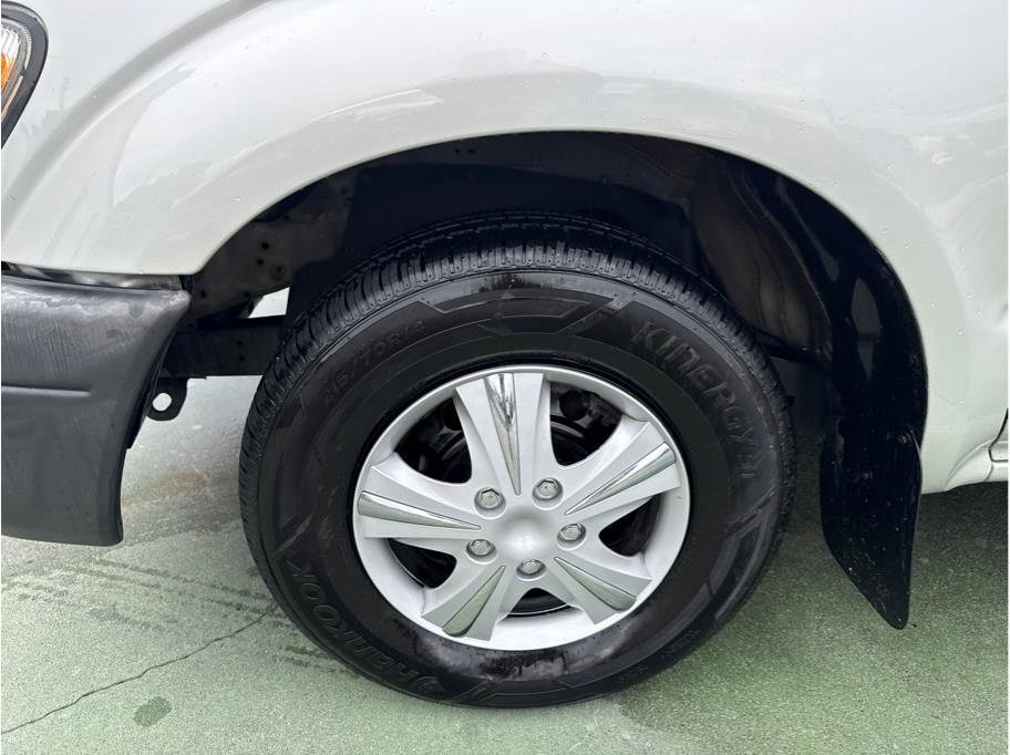 Used 2000 Toyota Tacoma 2WD Xtracab image 12