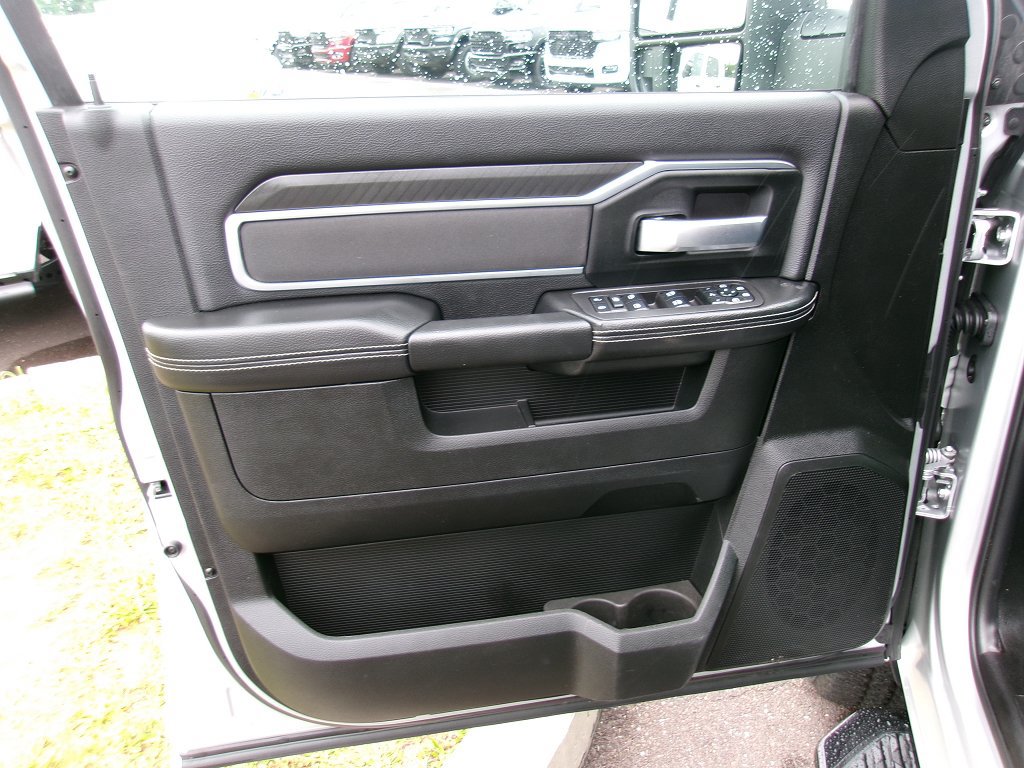 Used 2026 RAM 2500 Big Horn AWD/4WD image 6