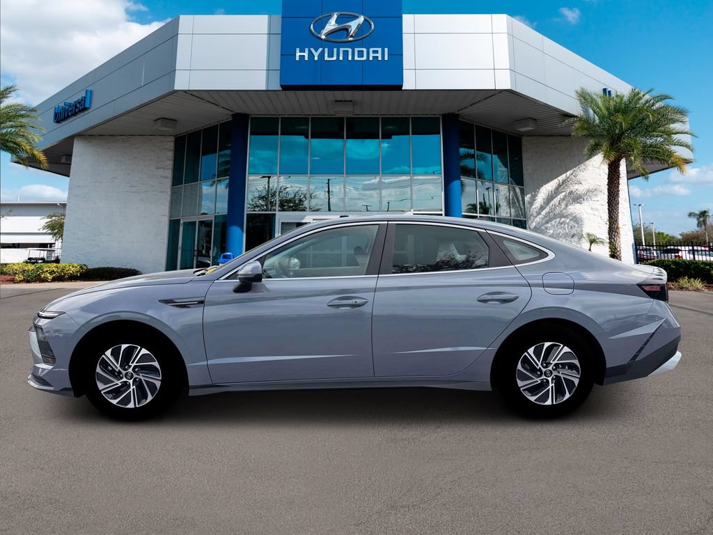 New 2026 Hyundai Sonata Blue FWD image 3
