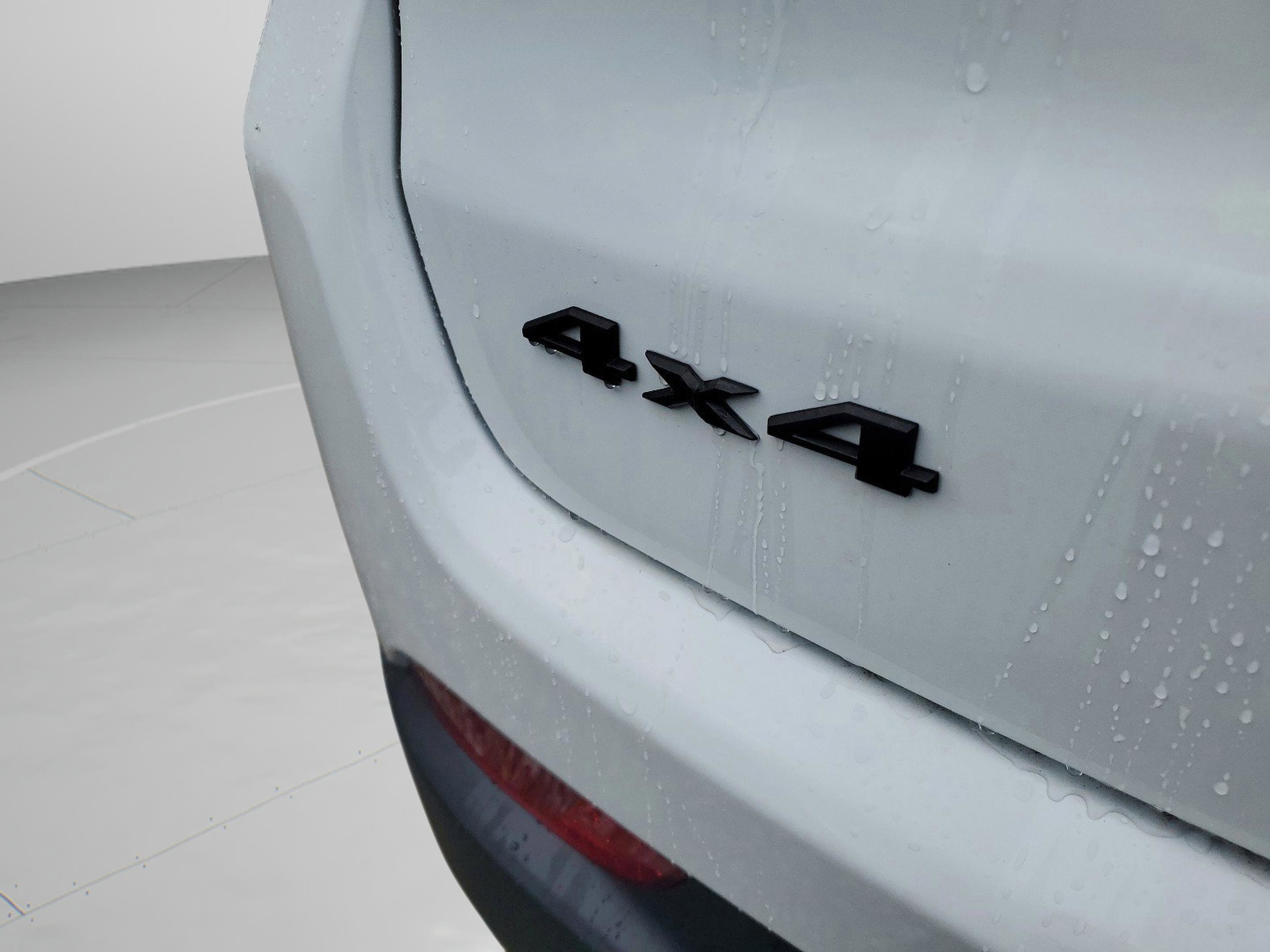 New 2026 Jeep Compass Latitude image 30